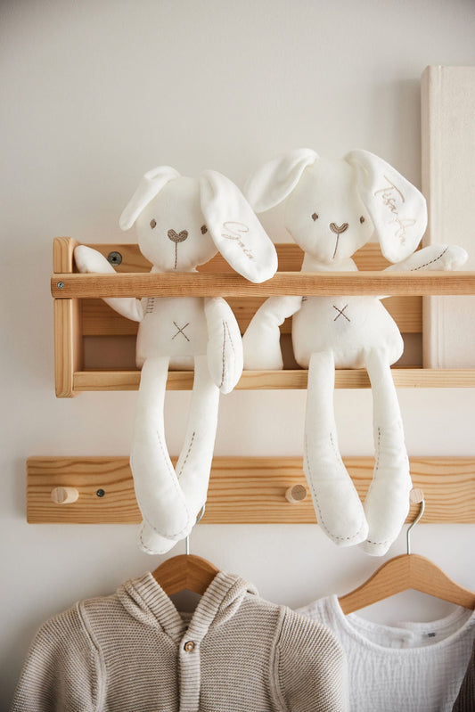 MInky bež odeja s pom pomi + zajček dolgouhec