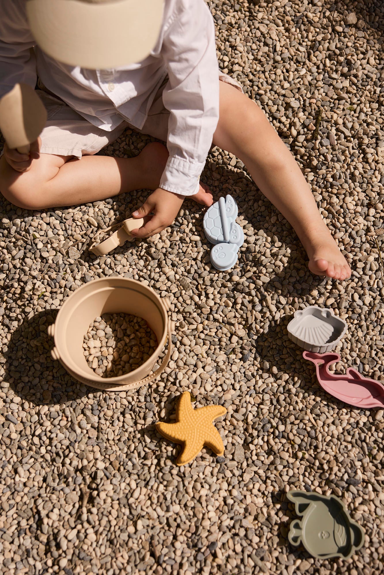 Poletni set za na plažo: kanglica, lopatka in modelčki